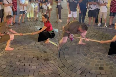 Chàng Tây 80kg chịu thua cô gái Việt 50kg trong màn thi đẩy gậy kịch tính