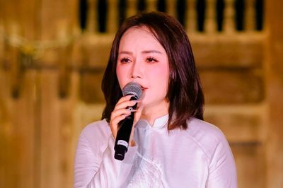 Diễn viên Hoàng Yến bật khóc kể hành trình tìm lại bình yên sau biến cố