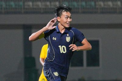 U19 Thái Lan thắng kịch tính Malaysia, U19 Việt Nam hưởng lợi