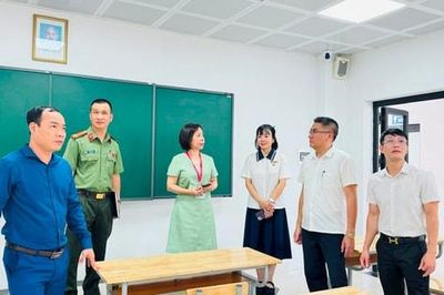 Phường Kim Liên kiểm tra, rà soát công tác chuẩn bị thi tốt nghiệp THPT 2026
