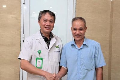 Sự hồi phục kỳ diệu của nam bệnh nhân sau 12 năm cắt toàn bộ bàng quang và tái tạo bằng ruột