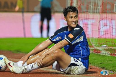 Trường hợp kỳ lạ của Mạc Hồng Quân ở V.League