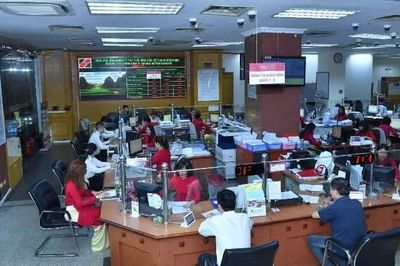 Ổn định lãi suất, hỗ trợ tăng trưởng kinh tế