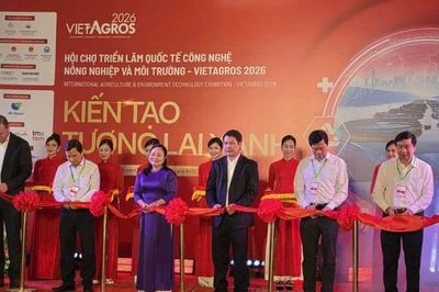 Cần Thơ: Khai mạc Hội chợ triển lãm quốc tế công nghệ nông nghiệp và môi trường