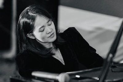 Hữu hạn giữa vô cùng (in)finitude: Cuộc đối thoại về thời gian trong kỷ nguyên AI
