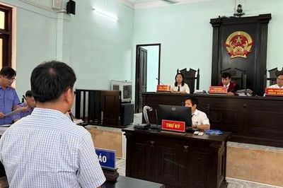 Nguyên Giám đốc CDC Thừa Thiên - Huế từ chối nhận tiền 'cám ơn' của Công ty Việt Á