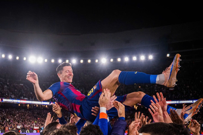 Lewandowski - Barcelona: Nước mắt ngày tạm biệt