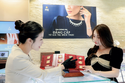 Thận trọng đầu tư trước biến động giá vàng