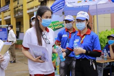 Tiếp sức mùa thi 2026: Đưa AI, podcast và 'trạm tiếp sức tinh thần' đồng hành cùng sĩ tử