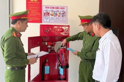 Bộ Công an đề xuất bỏ kiểm tra nghiệm thu phòng cháy, chữa cháy với công trình, phương tiện
