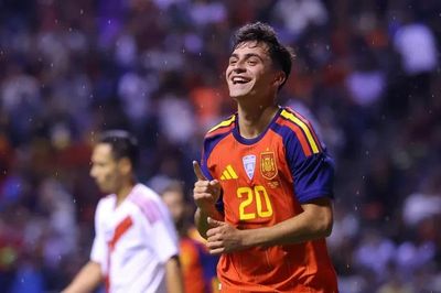 Pedri ghi bàn, Tây Ban Nha thắng dễ trước thềm World Cup