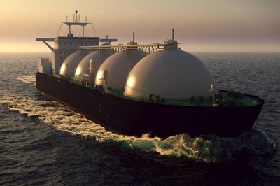 Thêm nhiều tàu chở LNG vượt qua eo biển Hormuz