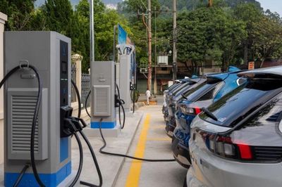 Ô tô điện được miễn 100% lệ phí trước bạ đến hết năm 2030