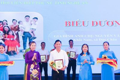 Nghệ An tôn vinh 50 gia đình tiêu biểu, lan tỏa giá trị yêu thương và trách nhiệm