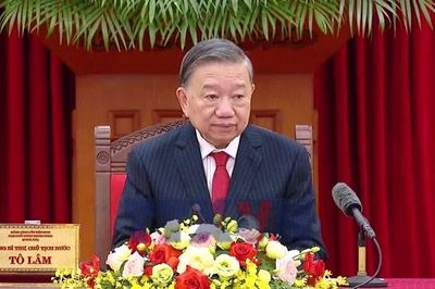 Nghiên cứu những vấn đề mới của thời đại và cấp bách của đất nước