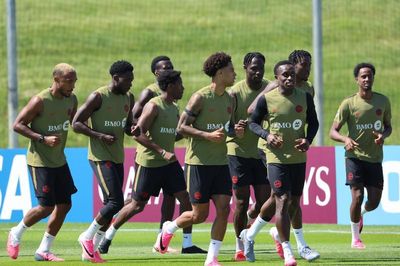 World Cup 2026 và cuộc chạy đua công nghệ chống nắng nóng trên sân cỏ