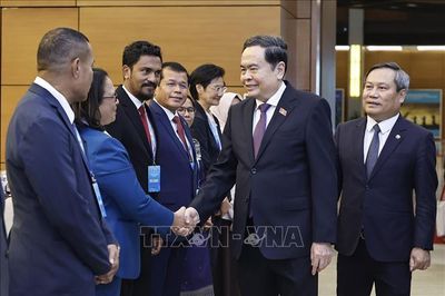 Chủ tịch Quốc hội tiếp Lãnh đạo các thành phố ASEAN