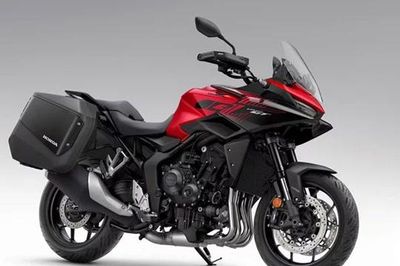 Top 10 môtô 1.000cc đáng mua nhất năm 2026: Honda CB1000 GT đầu bảng