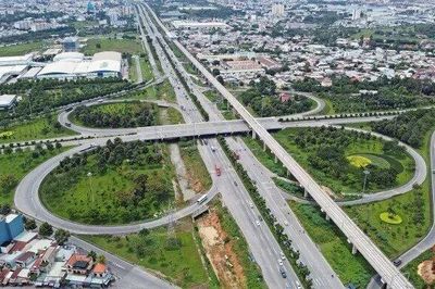 Bàn giao mặt bằng mở rộng cao tốc TPHCM-Trung Lương-Mỹ Thuận trong tháng 7