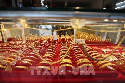 Giá vàng tại châu Á đi lên sau tiến triển mới ở Trung Đông