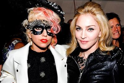 Madonna 'chiêu mộ' ê-kíp đứng sau album thắng GRAMMY của Lady Gaga