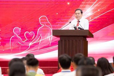 Chủ tịch Quốc hội: Hoàn thiện chính sách, đảm bảo quyền lợi tốt nhất cho người hiến máu