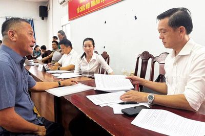 Phẳng hóa bộ máy quản trị và khát vọng bứt phá của An Giang trong kỷ nguyên vươn mình - Bài 4: Nhận diện thủ đoạn, dùng thực tiễn bẻ gãy các luận điệu xuyên tạc