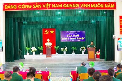 Trường Quân sự Quân đoàn 34 tổ chức tọa đàm về chuyển đổi số