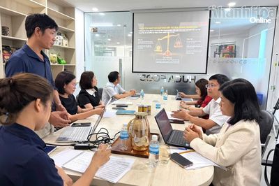 Lãnh đạo Sở Công Thương nắm bắt tình hình sản xuất, kinh doanh của doanh nghiệp
