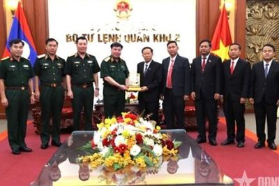 Vun đắp quan hệ hữu nghị vĩ đại, đoàn kết toàn diện Việt Nam-Lào