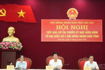 Đồng chí Nguyễn Thế Phước - Phó Bí thư Tỉnh ủy, Chủ tịch Ủy ban MTTQ Việt Nam tỉnh dự tiếp xúc cử tri 5 xã khu vực Trấn Yên