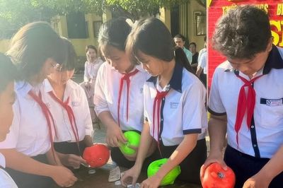 Nuôi lớn yêu thương từ heo đất