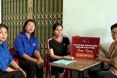 Thông qua Báo và PTTH Lâm Đồng các nhà hảo tâm ủng hộ em Bích Chi hơn 130 triệu đồng