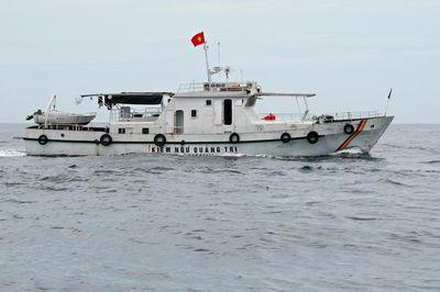 Tuần tra biển cùng kiểm ngư