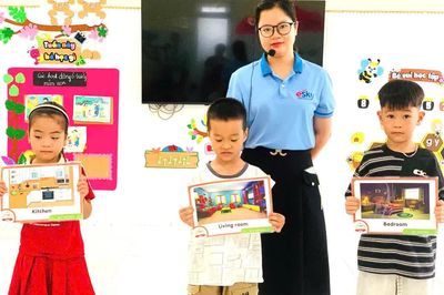 Làm quen sớm với tiếng Anh giúp trẻ mầm non tự tin hơn