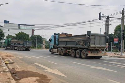 Siết chặt quản lý hoạt động vận chuyển đất đá ở Điềm Thụy