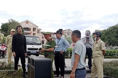 Xử lý đối tượng gây rối tại Công viên Lý Tự Trọng