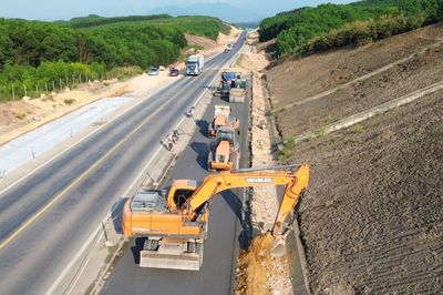 Mặt bằng chậm, vật liệu thiếu đẩy lùi tiến độ 5 dự án giao thông lớn