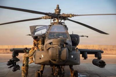 Máy bay Apache của Mỹ rơi gần eo biển Hormuz