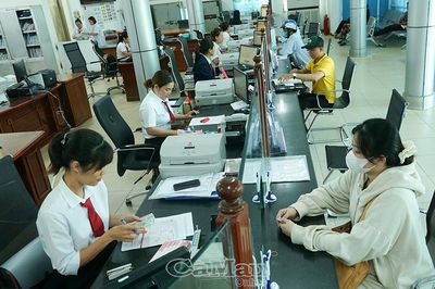 Dòng vốn ngân hàng tiếp sức tăng trưởng kinh tế