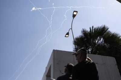 Iran và Israel tuyên bố tạm ngừng các cuộc tấn công lẫn nhau