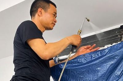 Thợ sửa điều hòa vạch trần chiêu 'móc túi' khách hàng: Bơm gas, thay tụ điện, báo tăng chi phí