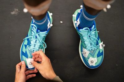 Nike, Puma chạy đua tạo 'siêu giày' marathon