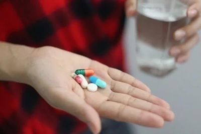 Suýt vỡ tử cung vì uống đến 20 viên thuốc phá thai