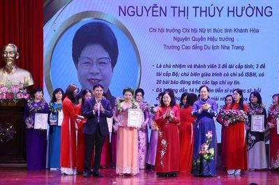 Tôn vinh 162 nữ trí thức Việt Nam tiêu biểu