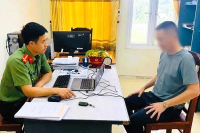 Phạt người đàn ông 7,5 triệu đồng vì chia sẻ thông tin xúc phạm công an