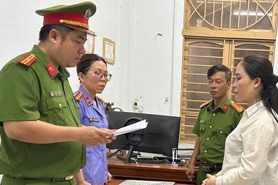 Khởi tố đối tượng lừa đảo