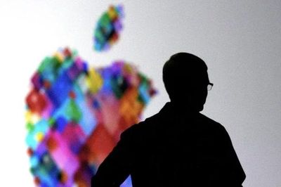 [GALLERY] Tim Cook xúc động khép lại WWDC cuối cùng với tư cách CEO