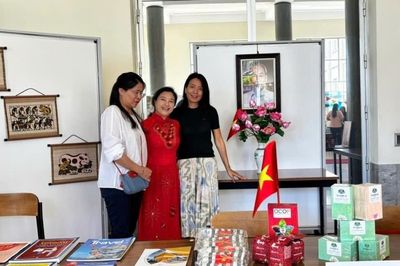 Đại sứ quán Việt Nam tại Bồ Đào Nha tham gia Lễ hội Văn hóa châu Á