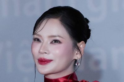 Diễn viên đóng cô đồng trừ tà và oan hồn họ Hứa trong truyền thuyết kinh dị khu Chợ Lớn